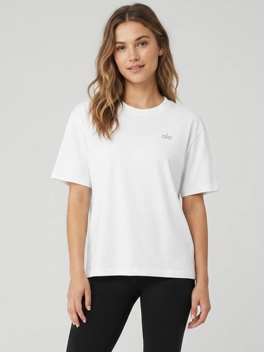 Alo Yoga All Day Short Sleeve Tee White Modal Silver Logo Size M NWT - Picture 2 of 5